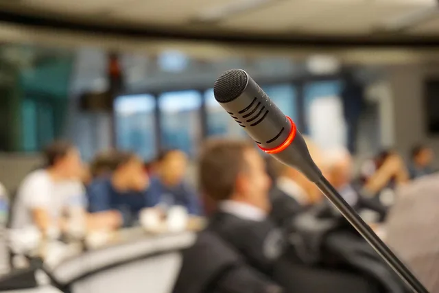 microphone, active, to speak, conference, meeting, meet, audio, microphone, conference, conference, conference, conference, conference, meeting, meeting, meeting. Conversation intelligence software UK: Gong, Jiminny and five other tools compared
